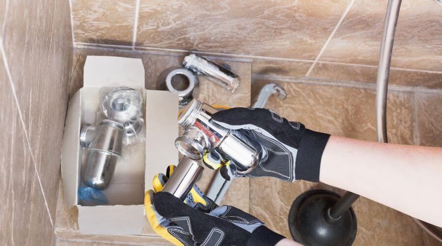 Expert Emergency Roof Repairs services in Daphne, AL